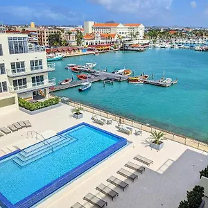 Luxury With Infinity Pool & Ocean View Oranjestad